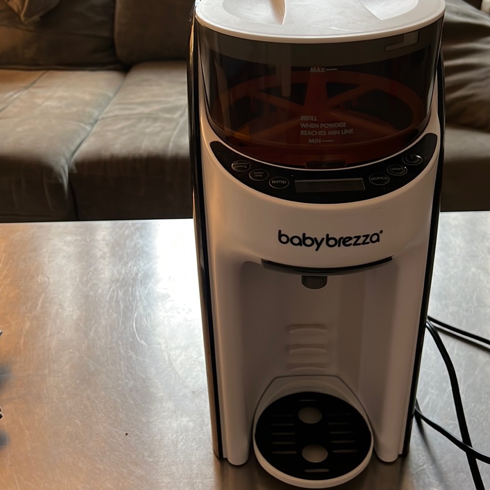Baby Brezza Formula Pro Advanced Formula Dispenser- White